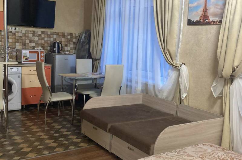 Люксовая студия 30 кВ. м/4 этаж