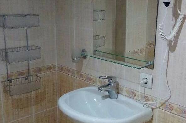 Двухкомнатный с балконом