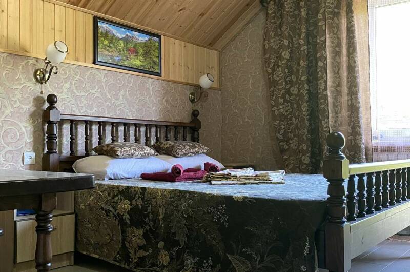 Трехместная комната с балконом