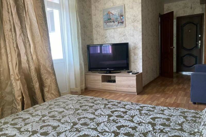 2х комнатный с кухней до 7 чел