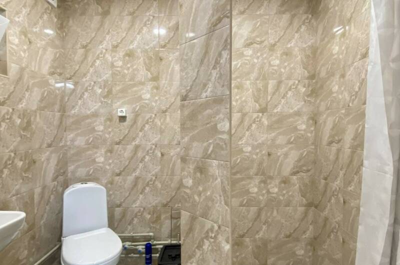 Двухместный номер с одной двуспальной кроватью