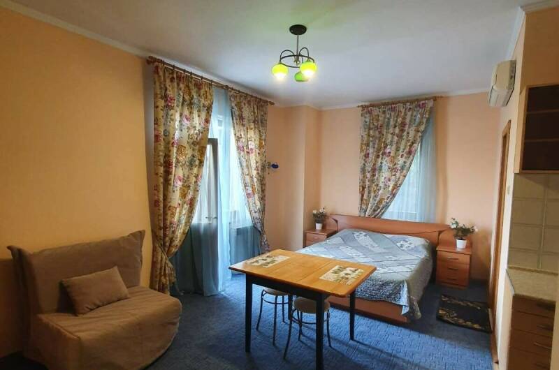 Трехместный «Стандарт» с балконом