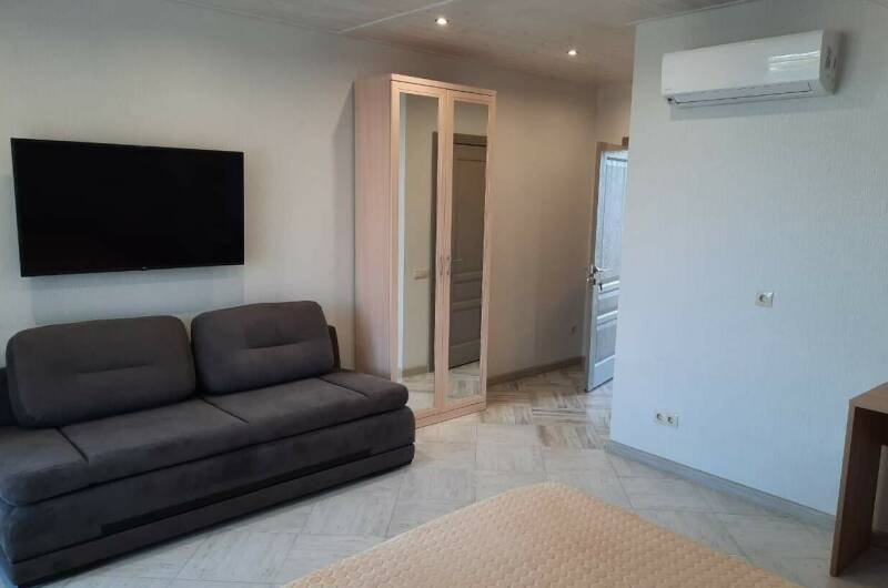 «Полулюкс» с лоджией