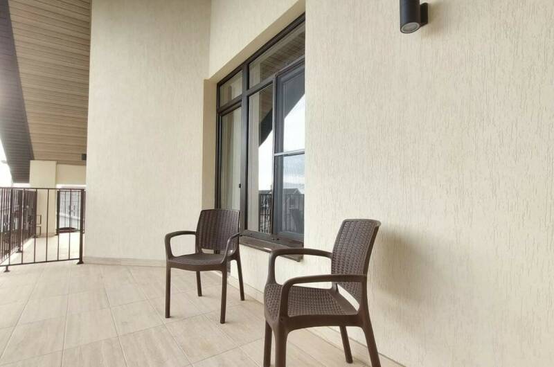 «Люкс» с лоджией и балконом