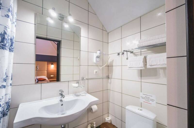 «Стандарт» с 2-х спальной кроватью и балконом