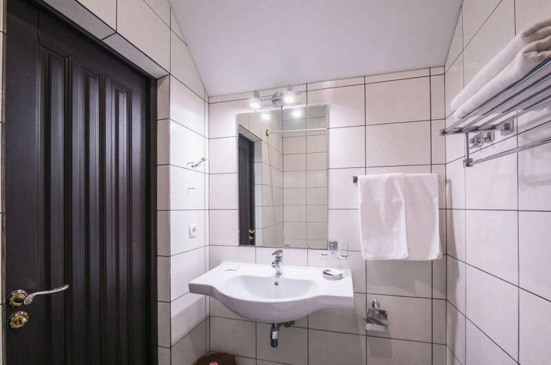 Четырехместный с двухъярусной кроватью и балконом