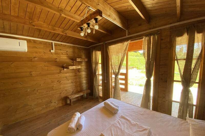 Трехместный домик