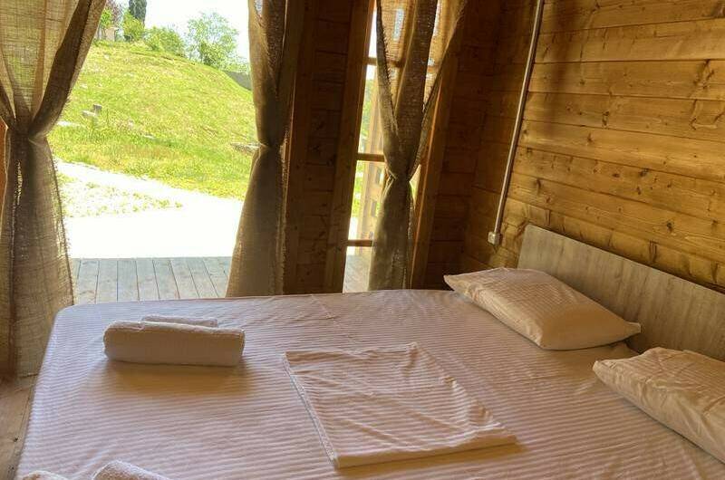 Трехместный домик