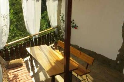 Трехкомнатный номер «Беседка»