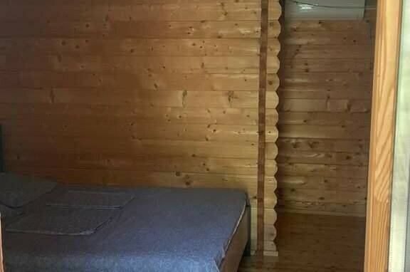 Отдельный домик в общем дворе