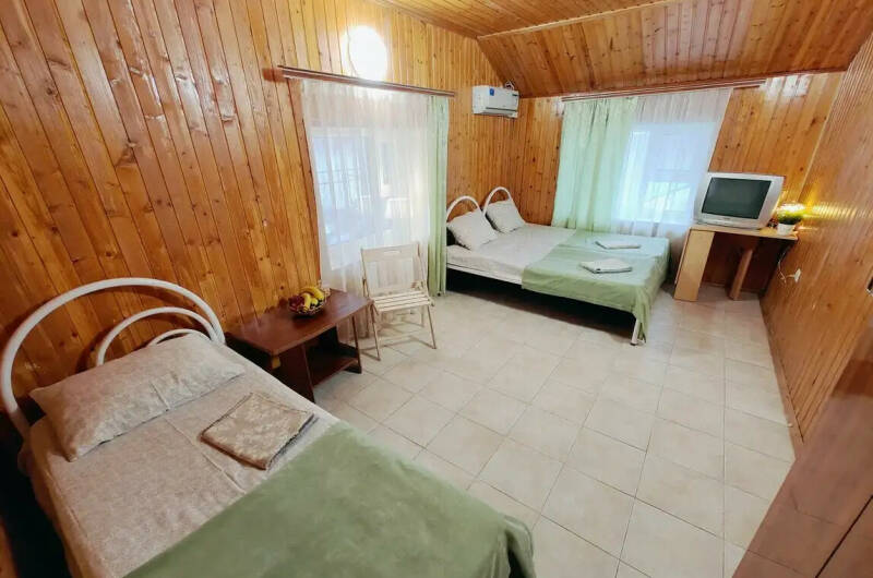 «Эконом» 3-х местный