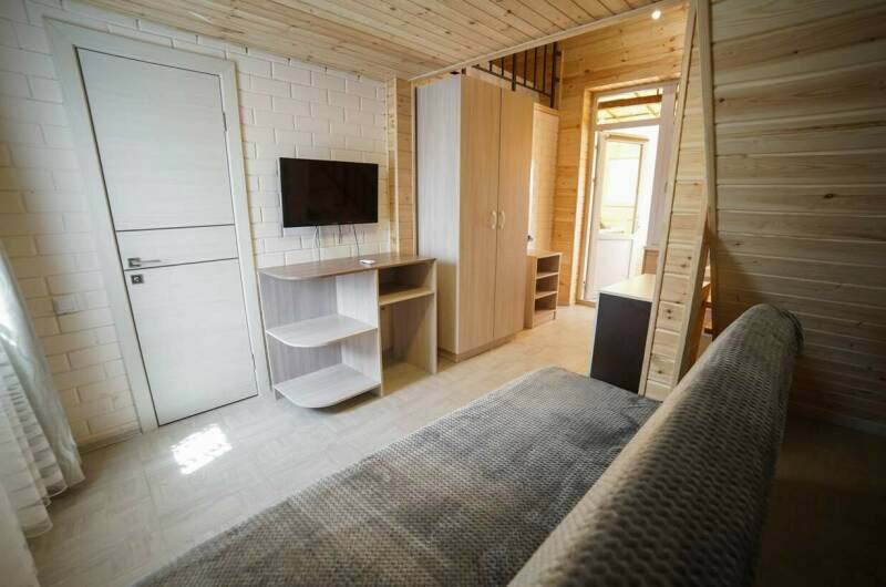 4-х местный Двухуровневый с кухней