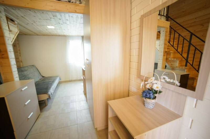 4-х местный Двухуровневый с кухней