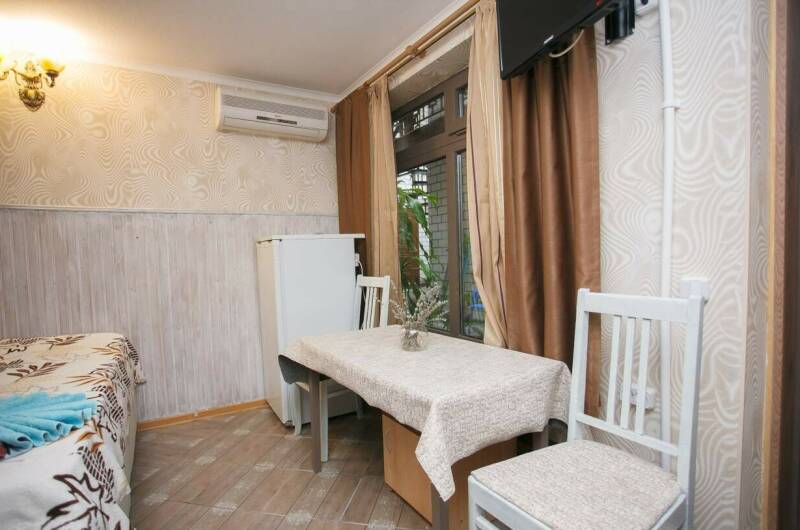 Двухместный с двуспальной кроватью