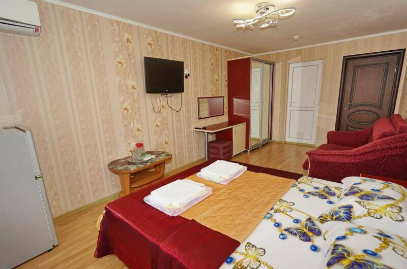 3-местный с балконом