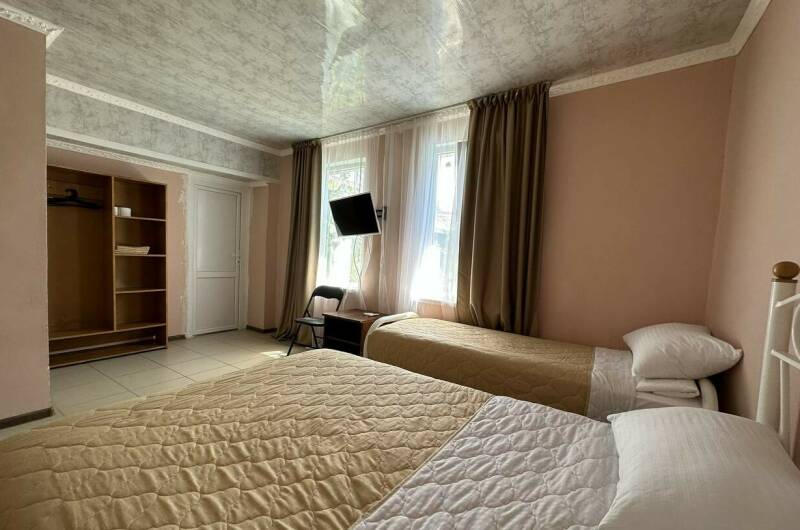 Улучшенный четырехместный номер