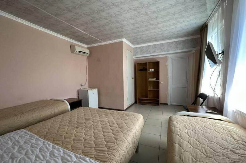 Улучшенный четырехместный номер