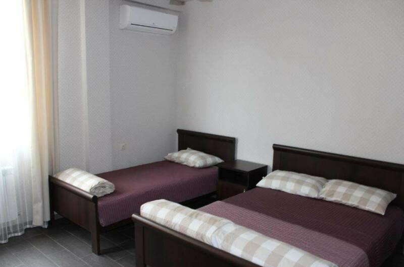 Трехместный номер с двух и односпальной кроватями