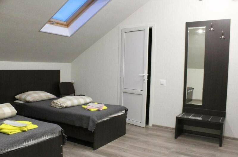 Трехместный номер на мансардном этаже