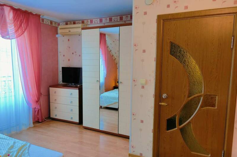 5ти местные 2х комнатные апартаменты с мини-кухней