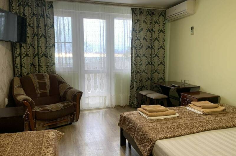 Стандартный трехместный