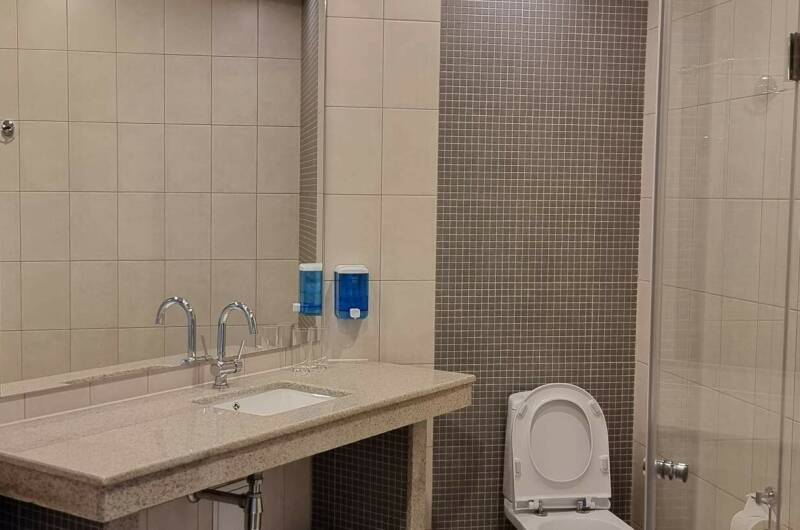 Апартаменты с балконом 02