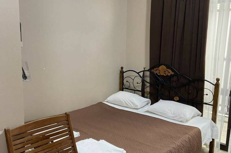 Четырёхместный номер с ванной комнатой