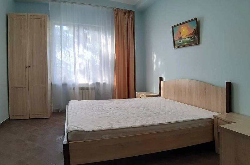 Трехкомнатная квартира две спальни до 9 гостей