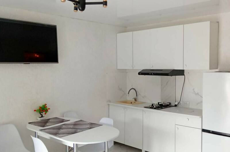 Трехкомнатная квартира с большим балконом