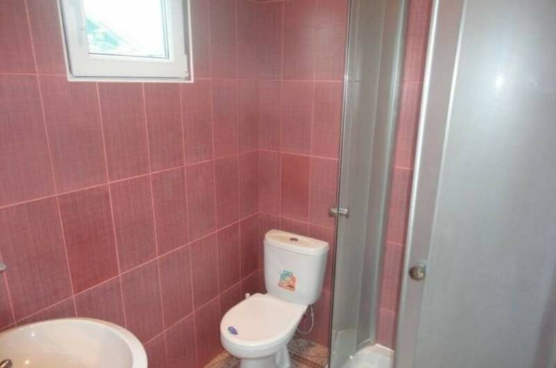 Семейный номер с видом на бассейн