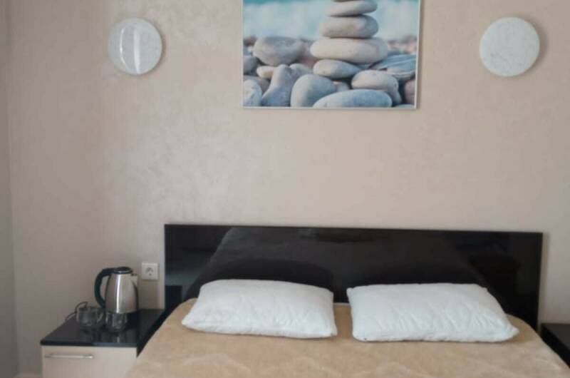 Двухместный номер с доп местом с видом на бассейн