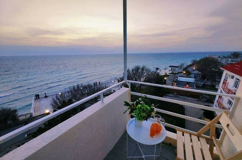 2-местный «Стандарт» с балконом (вид на море)