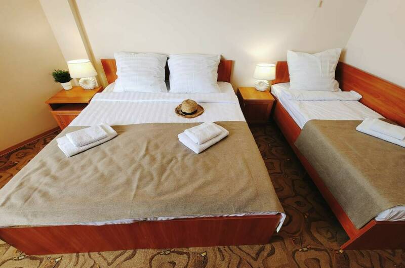 3-х местный «Стандарт» с балконом (вид на море)