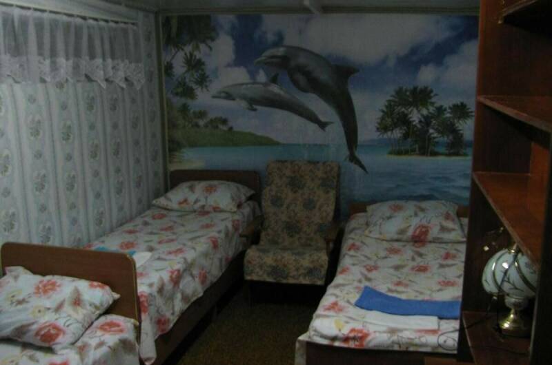 «Эконом» на троих в деревенском стиле