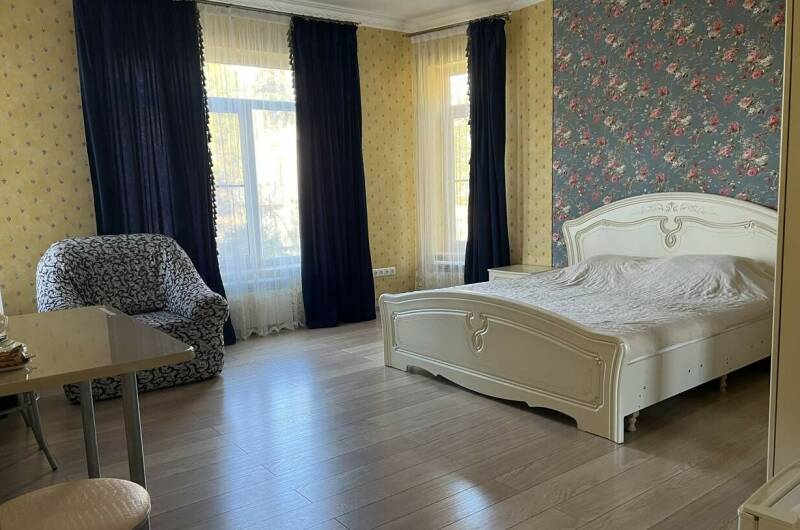 4-х местная студия «Пион»