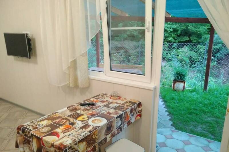 Двухкомнатные апартаменты с кухней в коттедже № 2