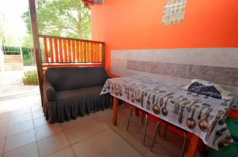 Трёхместный номер с индивидуальной кухней