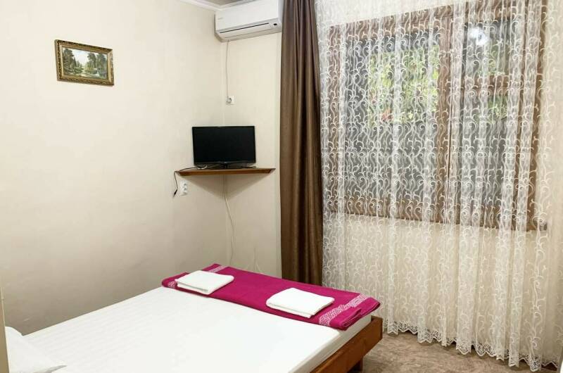 Трёхместный номер с индивидуальной кухней