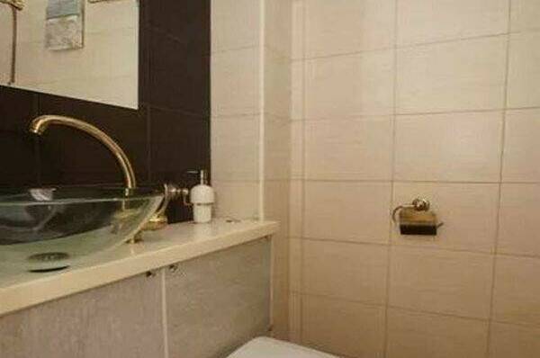 Четырёхместный «Люкс»