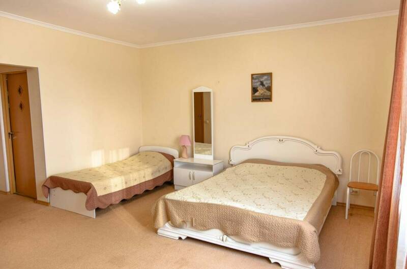 Трёхместный номер