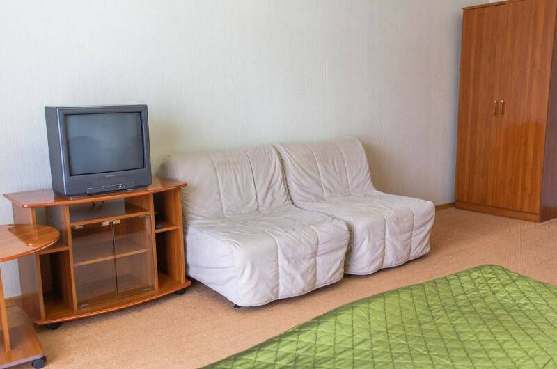 «Стандарт» трёхместный с балконом