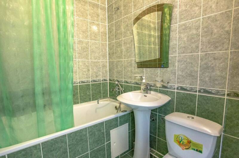 «Стандарт» четырёхместный с балконом