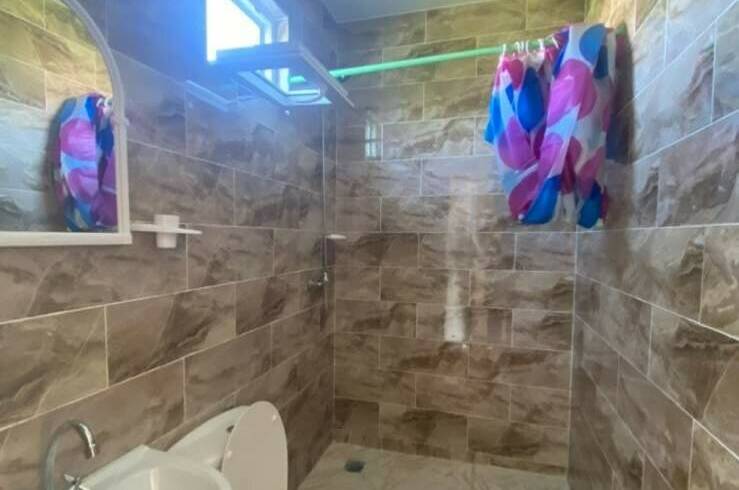 Виктория Номера с удобствами 2−3 человека