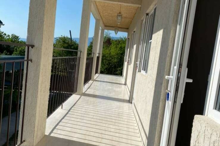 Виктория Номера с удобствами 2−3 человека