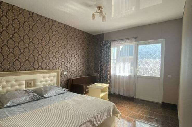 Виктория Номера с удобствами 2−3 человека