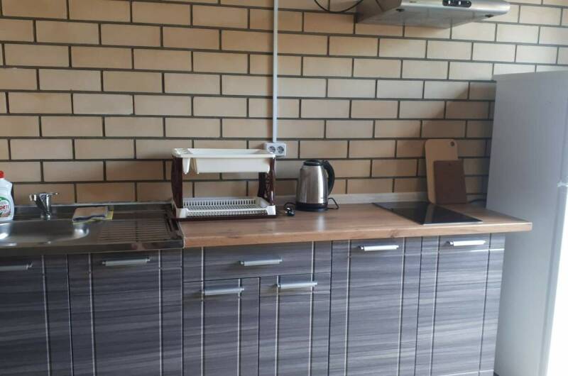 Лофт-студия с кухней и отдельной спальней