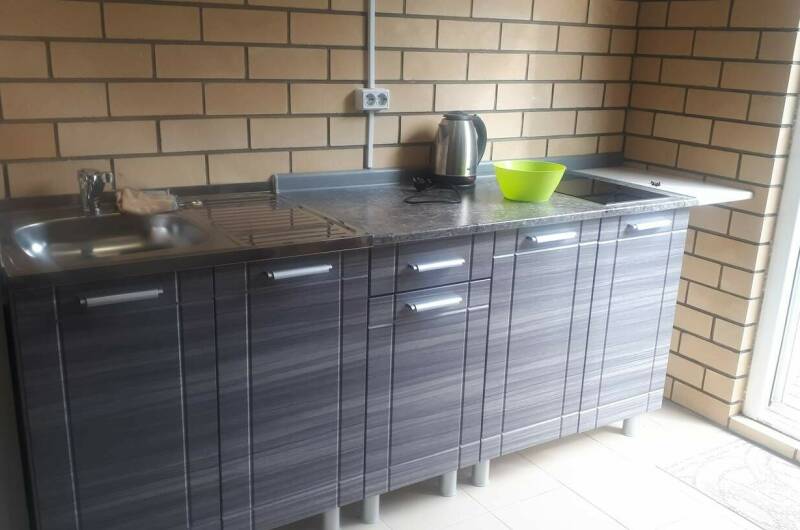 Лофт-студия с кухней и отдельной спальней