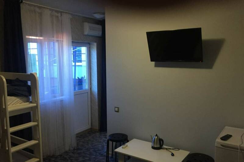 Четырёхместный «Семейный» с видом на горы