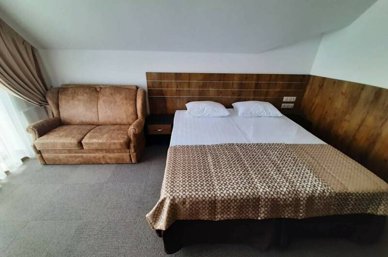 Номер «Мансарда»