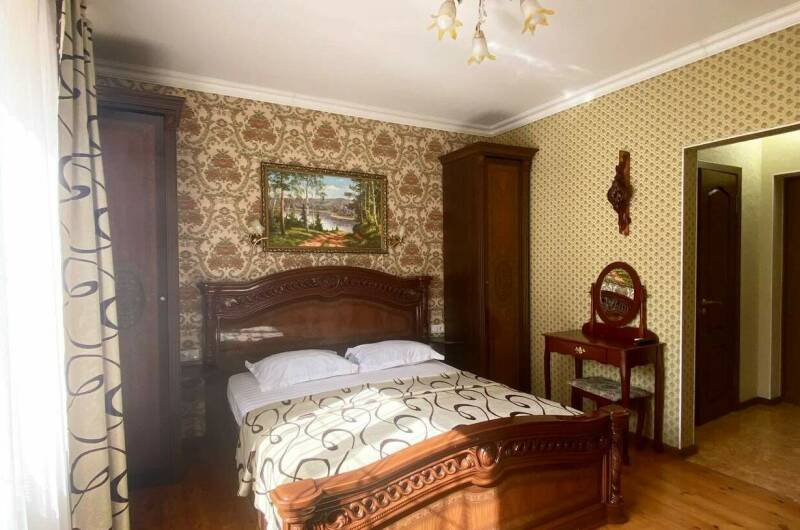 Трехместный номер с миникухней и большим балконом